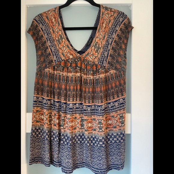 Lucky Brand Tops - Lucky Patterned Sleeveless V-neck Top